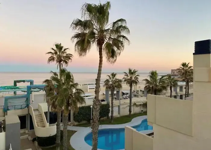 La Mata Primera Linea Playa Apartment *