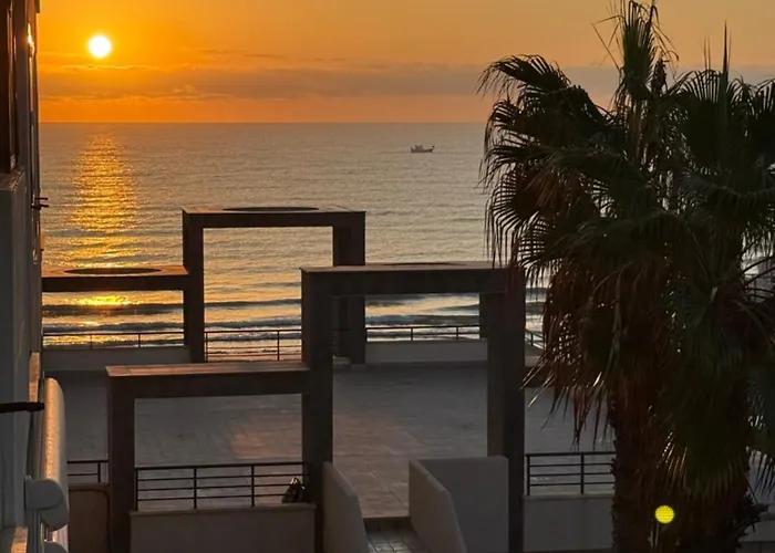 La Mata Primera Linea Playa Apartment *