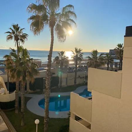 La Mata Primera Linea Playa Apartment *